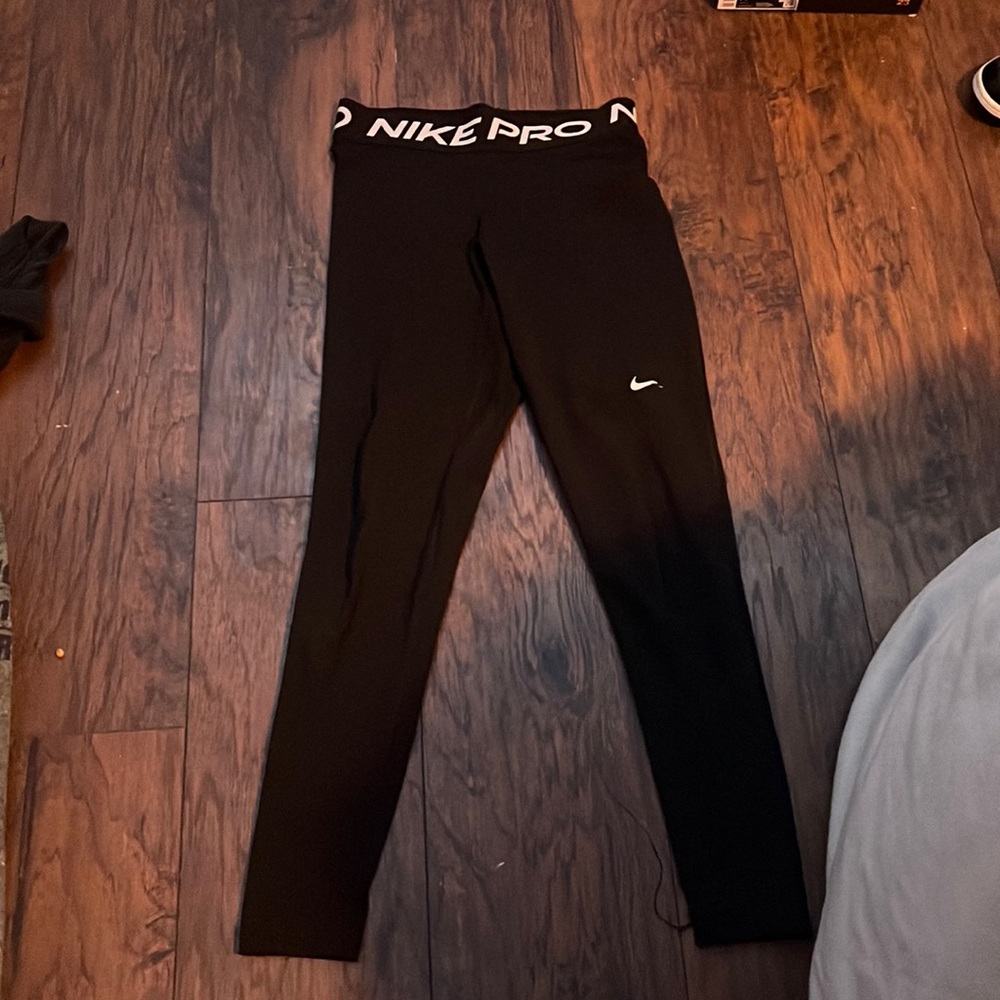 Nike pro leggings